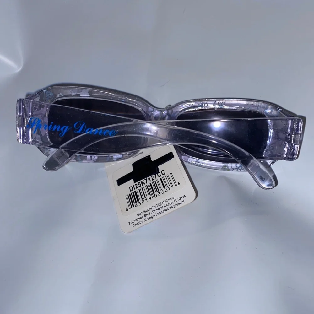 NWT Disney Cinderella Child Sunglasses